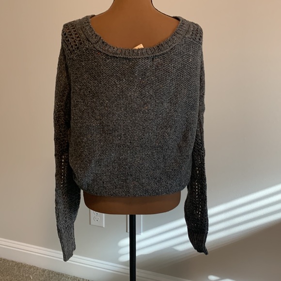 ✨NWT Decree sweater✨ - Picture 3 of 4